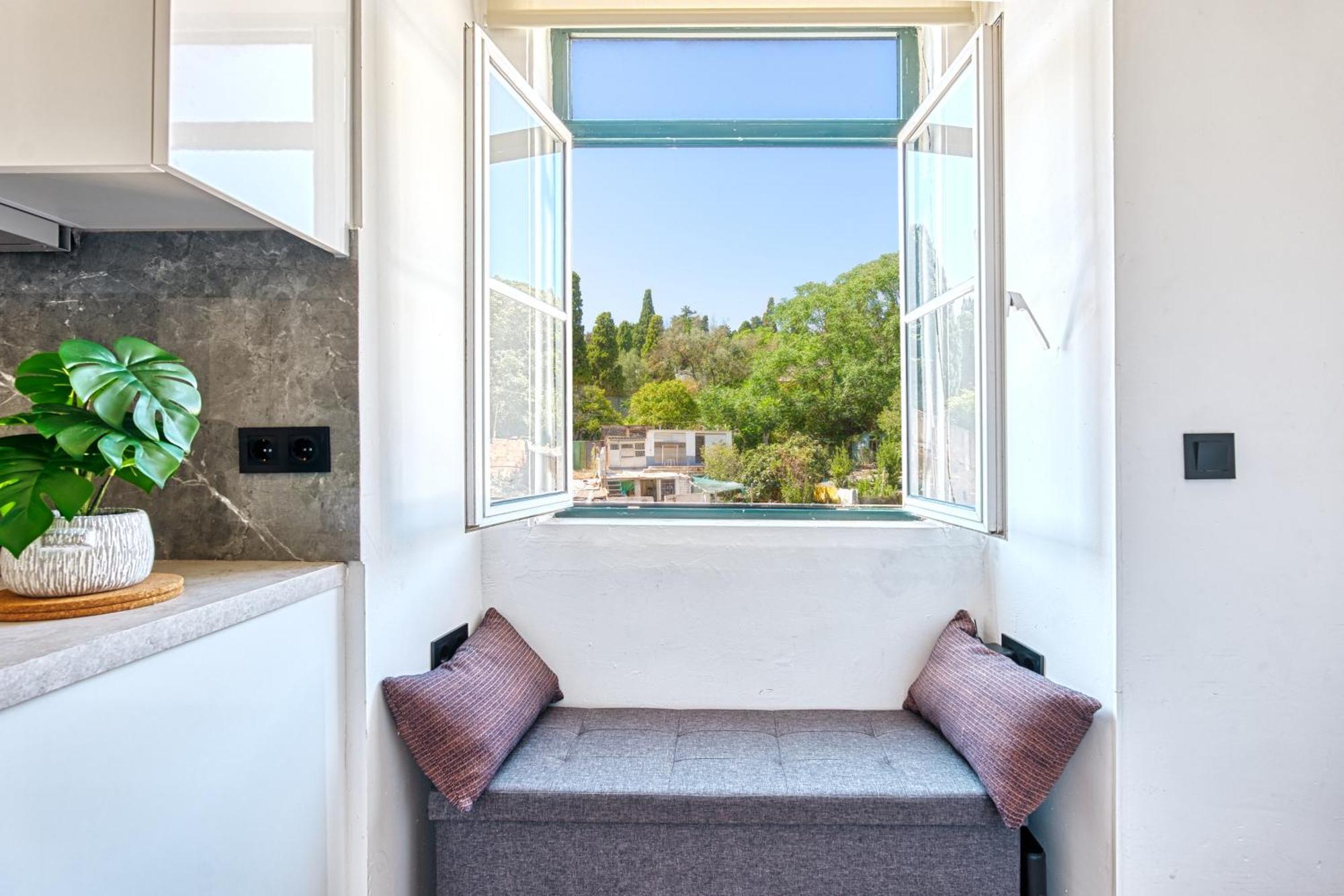 Historic Gem & Modern Loft In The Heart Of Lisbon Lägenhet Exteriör bild